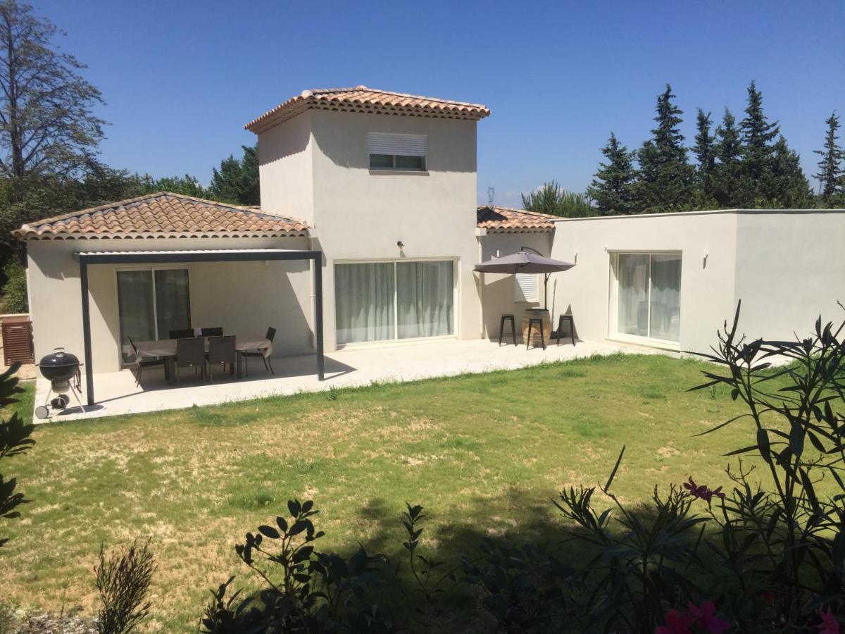 Chambre D Hotes Cabries Calas 5 Min Gare Tgv Aix Pole D Activites D Aix En Provence Et Arena Buitenkant foto